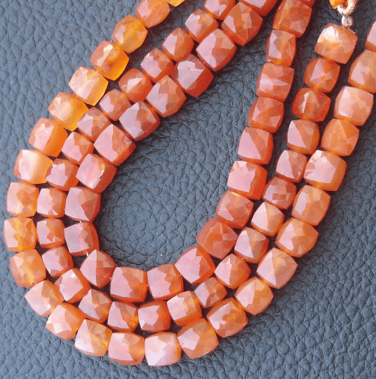 8 Inch Strand,Superb-Finest Quality CARNELIAN Faceted 3D Box Shape Briolettes, 6-7mm size,Great Item