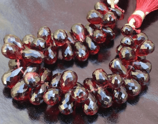 Superb-Finest Moazambque Garnet Faceted Drops Shape Briolettes,7-8mm size,Finest Quality