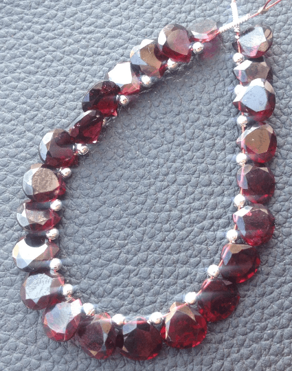 5 Matched pair of Gorgeous Item,8X8mm, NATURAL RED GARNET Faceted Cut Heart Briolettes,Best Matched Pairs
