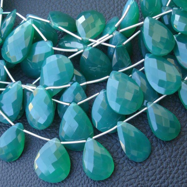 8 Inch Long Strand, 18-20mm Long, GREEN Chalcedony Elongated Faceted Pear Shape Briolettes,Superb-Finest Quality