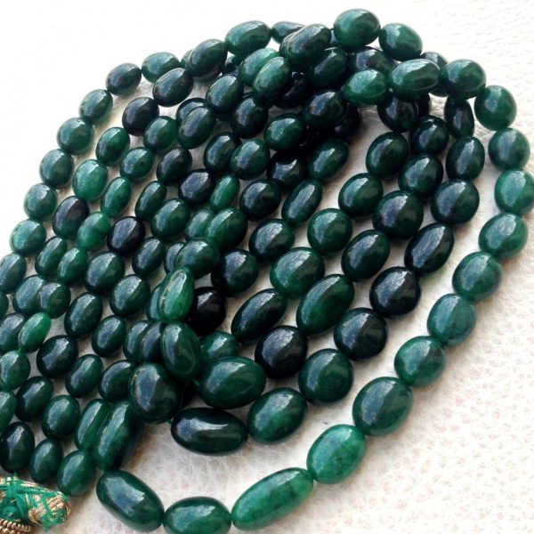 Brand New Arrival,Full 9 Inch Strand, Dyed Natural EMERALD Smooth Ovals Shape Briolettes,8-10mm Long, Finest Item