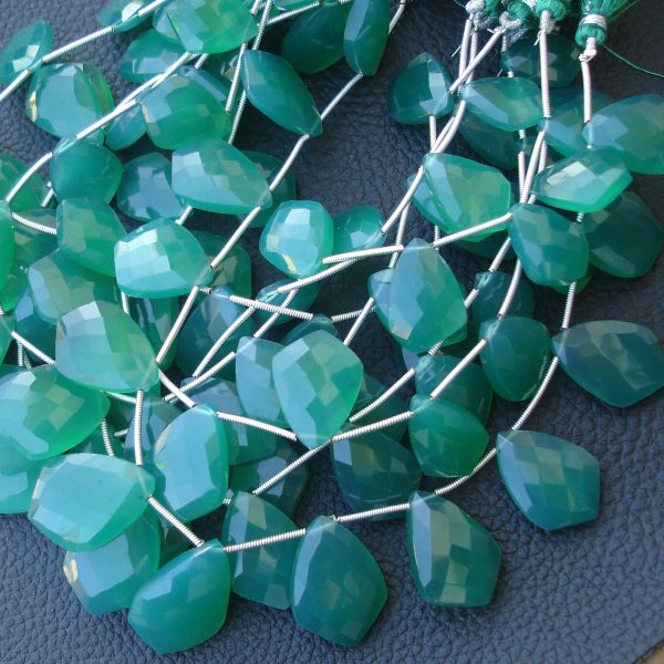8 Inch Long Strand, 16-18mm Long, GREEN Chalcedony Elongated Faceted Fancy Shape Briolettes,Superb-Finest Quality