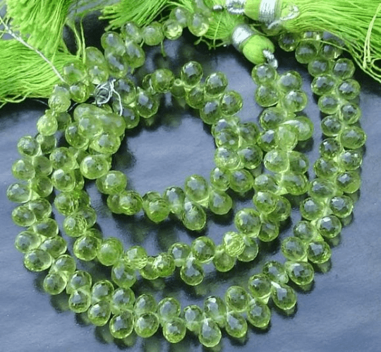 8 Inch Long Strand, PERIDOT Faceted DROPS Shaped Briolettes, 5-6mm Long size,GORGEOUS