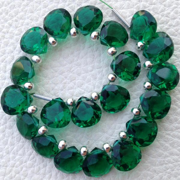 30 Pieces,Brand New Item, EMERALD GREEN QUARTZ Faceted Cut Heart Shape Briolettes,8x8mm size,Superb Item at Low Price.